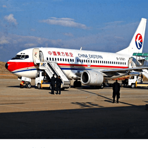 霍林河航空托运航空快运业稳步发展的原因是什么？